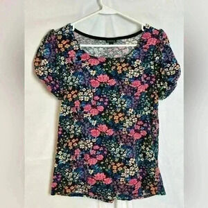 Torrid Blouse Black with Bright Flowers (Size 00)